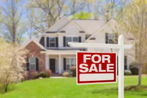 hire a real estate agent