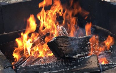 Fire Pit Safety: 10 Tips for Enjoying the Flames with Family and Friends